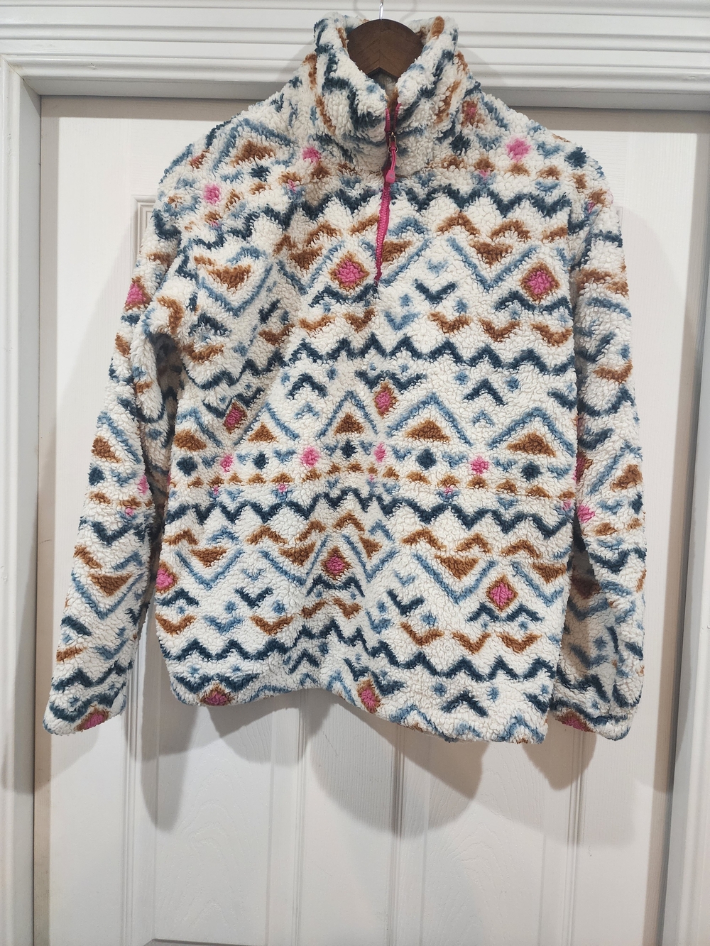 Eddie Bauer Cream Patterned Sherpa Pullover with Pink Trim